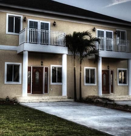 Beautiful Bahamian Getaway Villa Nassau Exterior photo